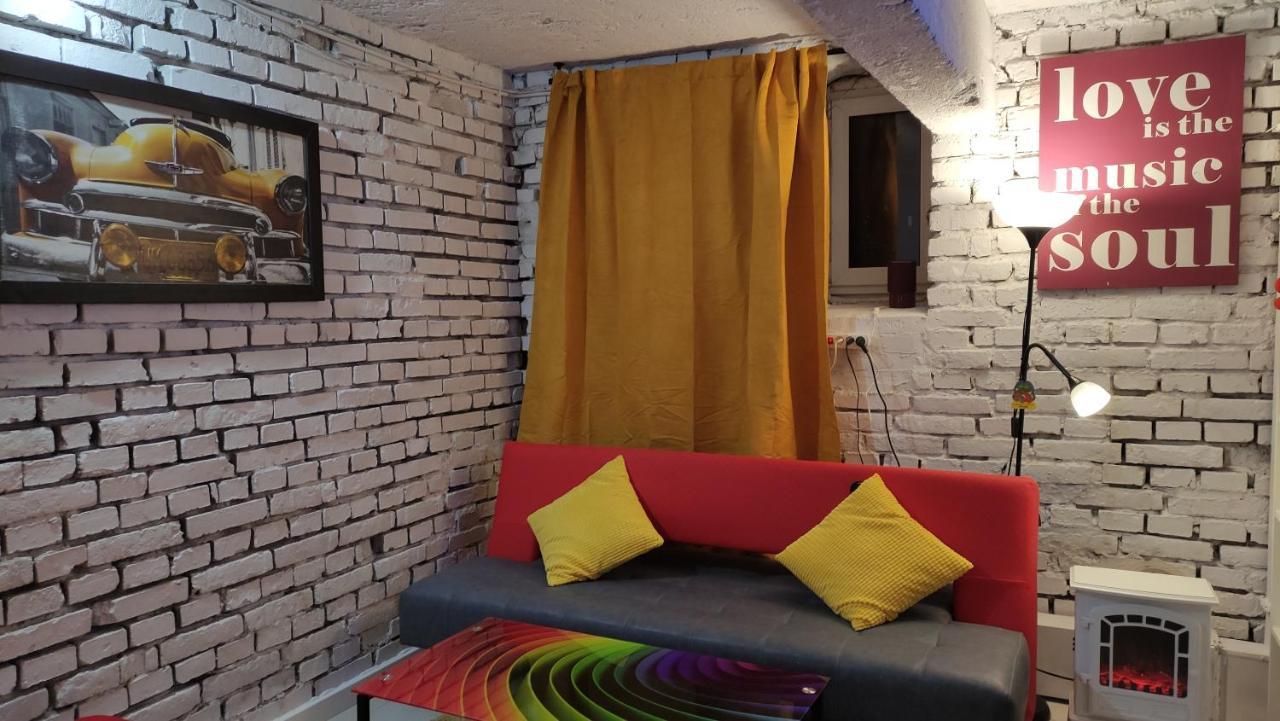 Cosy Dungeon Double Room With Ac Kraków Eksteriør billede