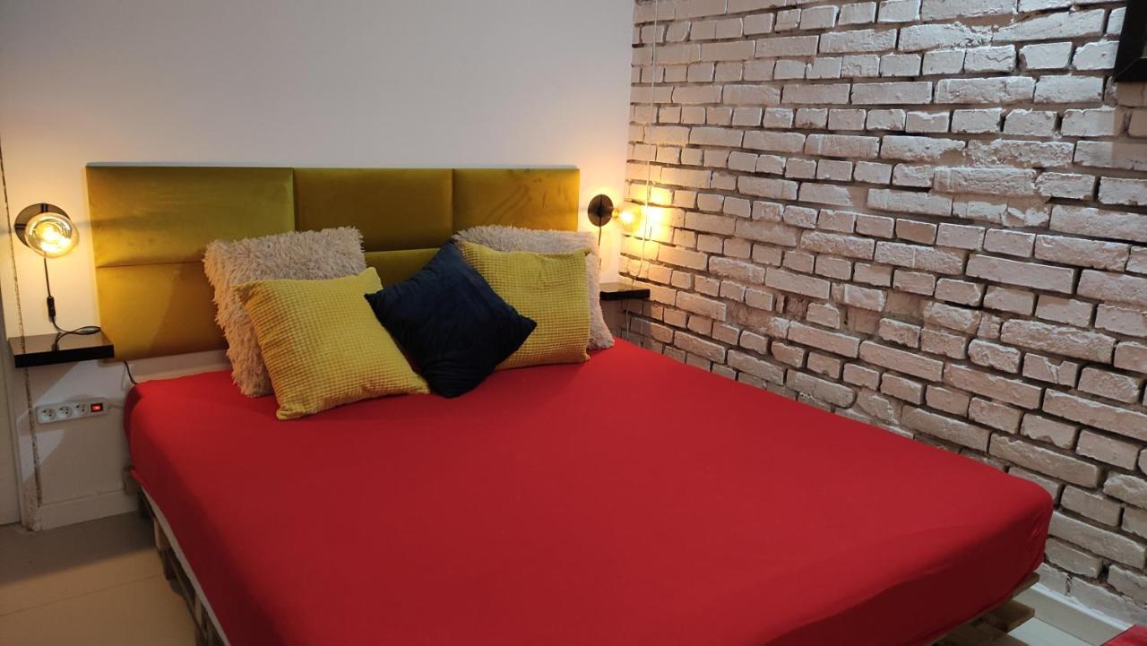 Cosy Dungeon Double Room With Ac Kraków Eksteriør billede